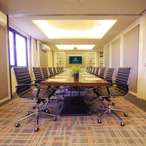 Professional photography of a modern, high-end hotel meeting room